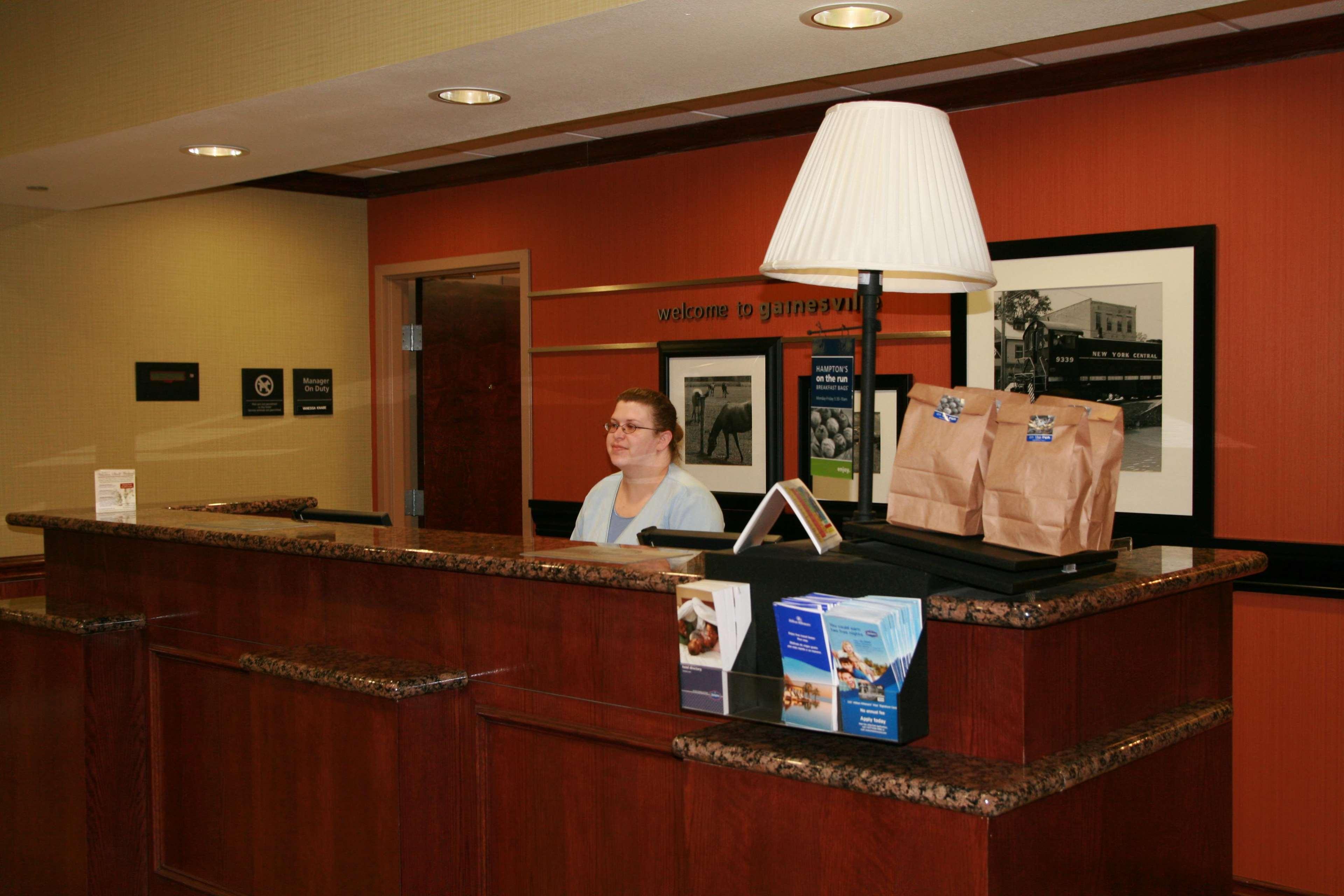 Hampton Inn & Suites Gainesville Εξωτερικό φωτογραφία