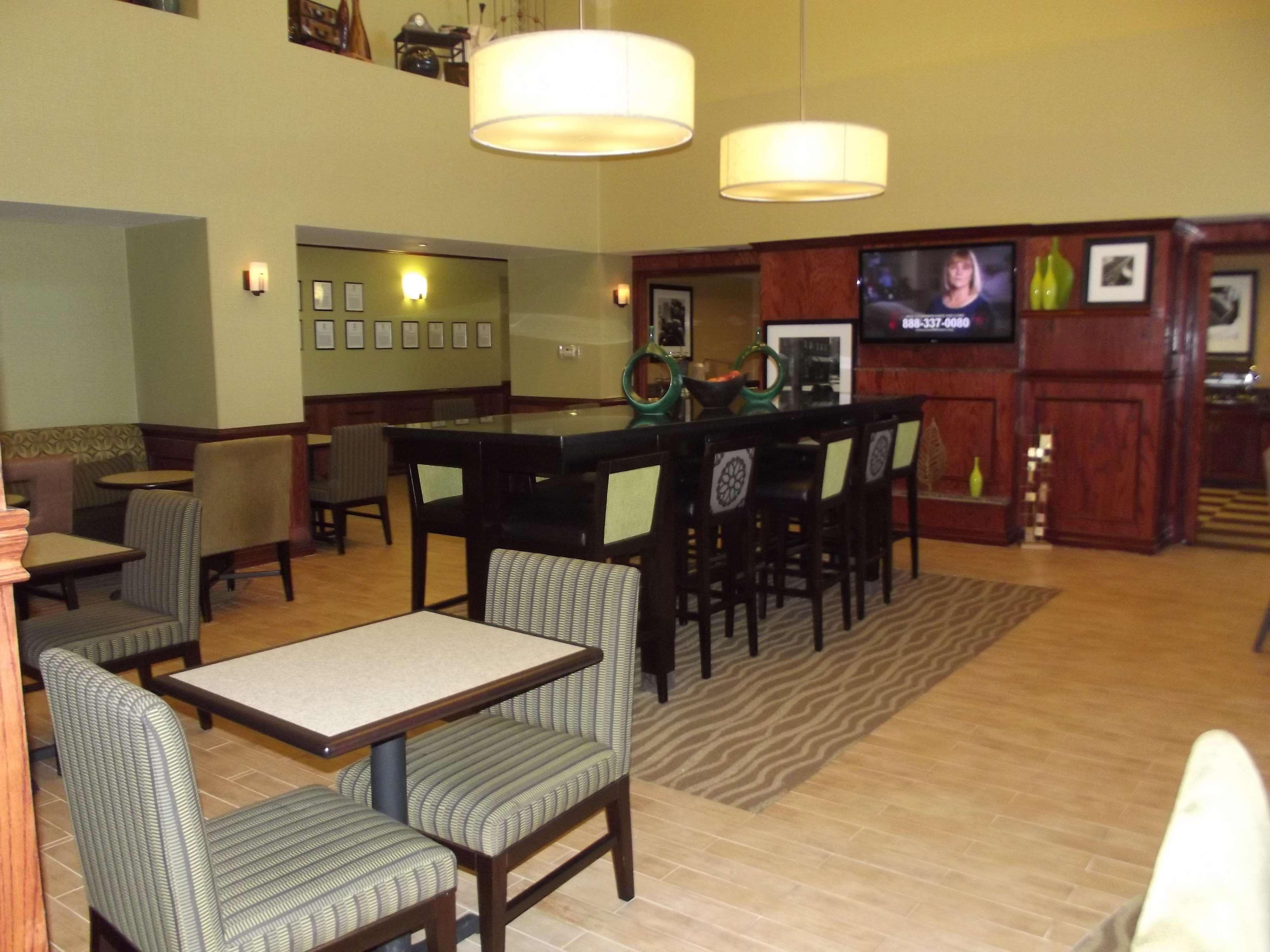 Hampton Inn & Suites Gainesville Εξωτερικό φωτογραφία