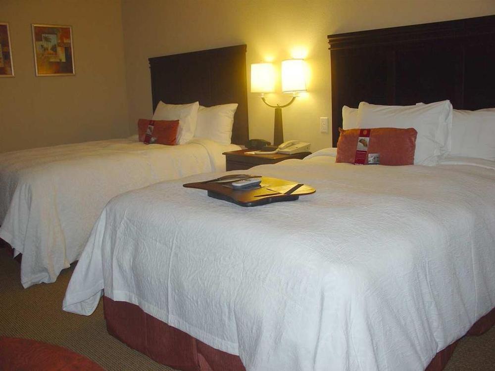 Hampton Inn & Suites Gainesville Δωμάτιο φωτογραφία