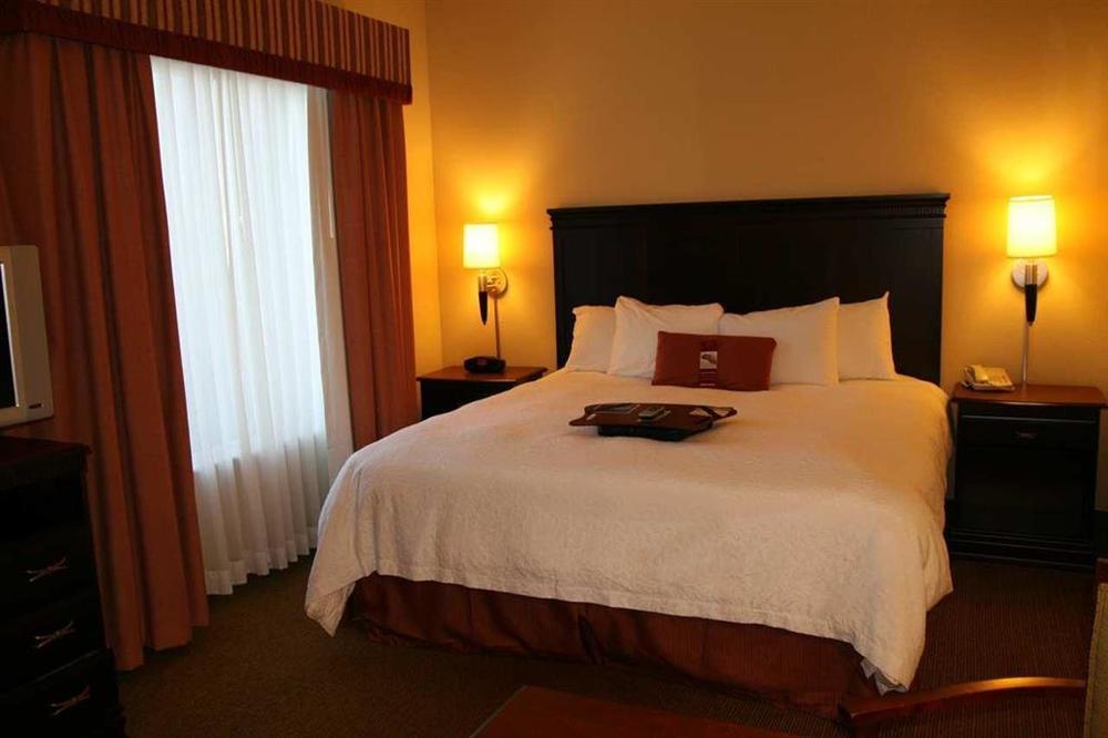 Hampton Inn & Suites Gainesville Δωμάτιο φωτογραφία